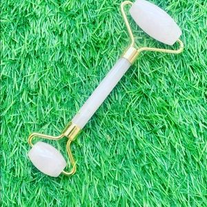Rose Quartz Face Roller